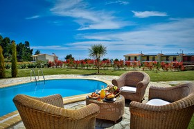 Stigmes Villas & Suites
