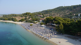 Lagomandra Beach Hotel