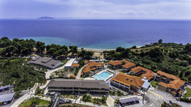 Lagomandra Beach Hotel