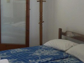 Parthenon Family Hotel