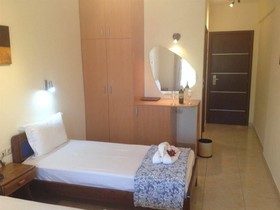 Avra Hotel