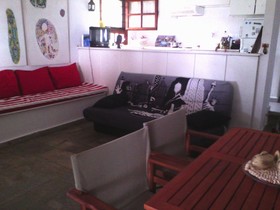Agrelia House
