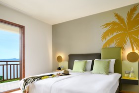 Akrathos Beach Hotel
