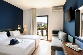 Akrathos Beach Hotel
