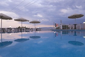 Akti Ouranoupoli Beach Resort