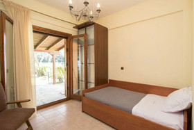 Bizmut Garden House
