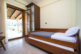 Bizmut Garden House