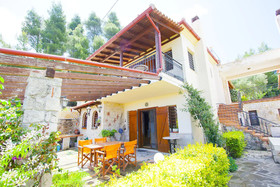 Bizmut Garden House