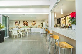 Anna Hotel
