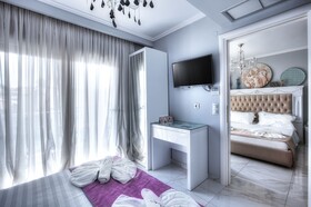 Art Boutique Suites