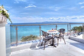 Art Boutique Suites