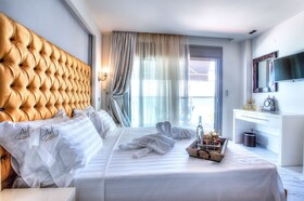 Art Boutique Suites