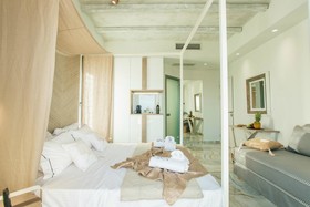 Blue Carpet Luxury Suites