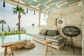 Blue Carpet Luxury Suites
