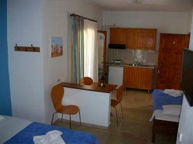 Pella House Hotel