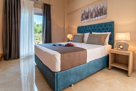 Valery Apartments