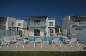 White Pearl Luxury Villas