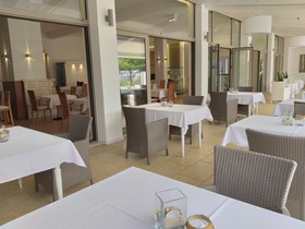 Akrogiali Exclusive Hotel