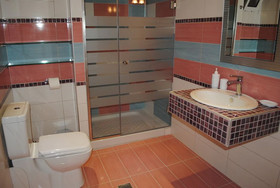 Kentrikon Suites