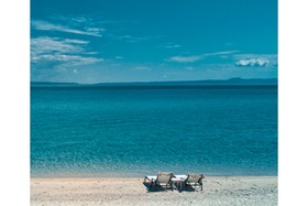 Royal Hotel and Suites