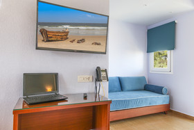 Royal Hotel and Suites