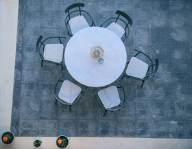 Royal Hotel and Suites