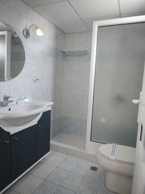 Royal Hotel and Suites