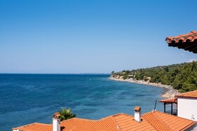 Aiora Suites