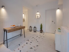 Aiora Suites