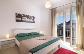 Apartments Michalis