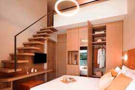 Chronos Suites