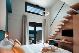 Chronos Suites