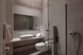 Chronos Suites