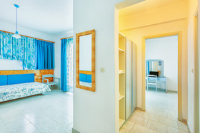 Xenios Faros Apartments