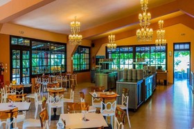Philoxenia Hotel