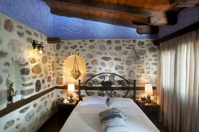 Acrotel Athena Residence