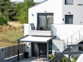 Aloe The Green Suites