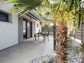 Aloe The Green Suites