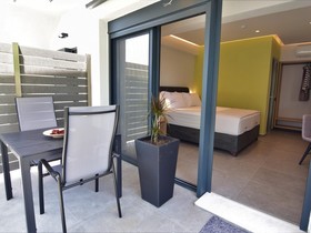 Aloe The Green Suites