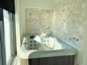 Kali Thea Suites