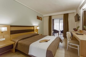 Lagomandra Hotel & Spa