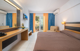 Lagomandra Hotel & Spa