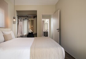 Olenia Luxury Apartments