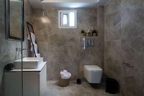 Olenia Luxury Apartments