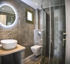 Oliva Suites