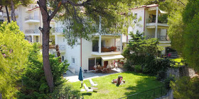 Dolotea Sea View House