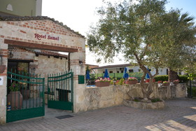 Samel Hotel