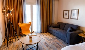 Golden Star City Resort