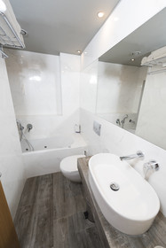 Golden Star City Resort