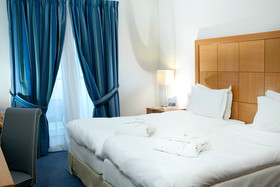 Golden Star City Resort